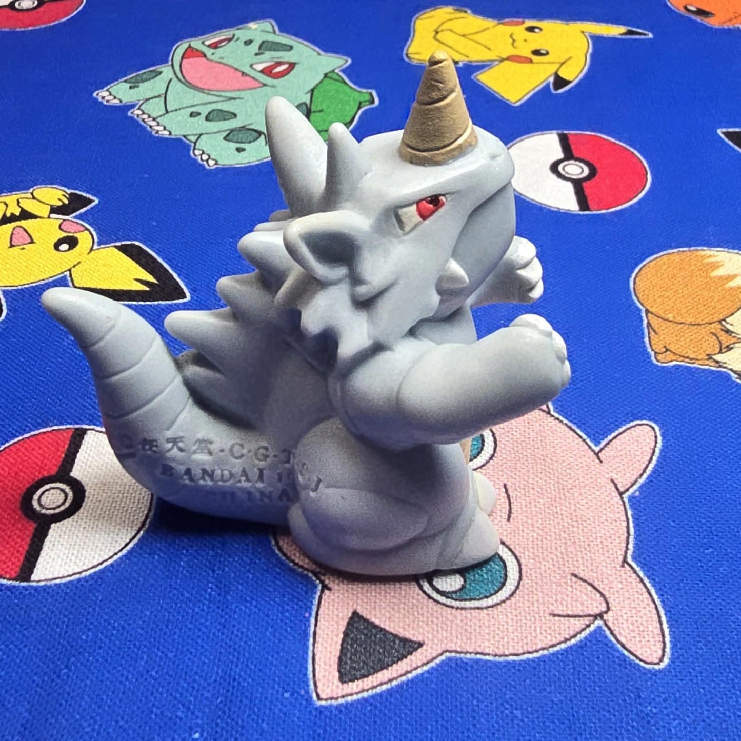 Pokemon Rhydon Figure Finger Puppet 1997 Bandai Nintendo Vintage Japan US Seller