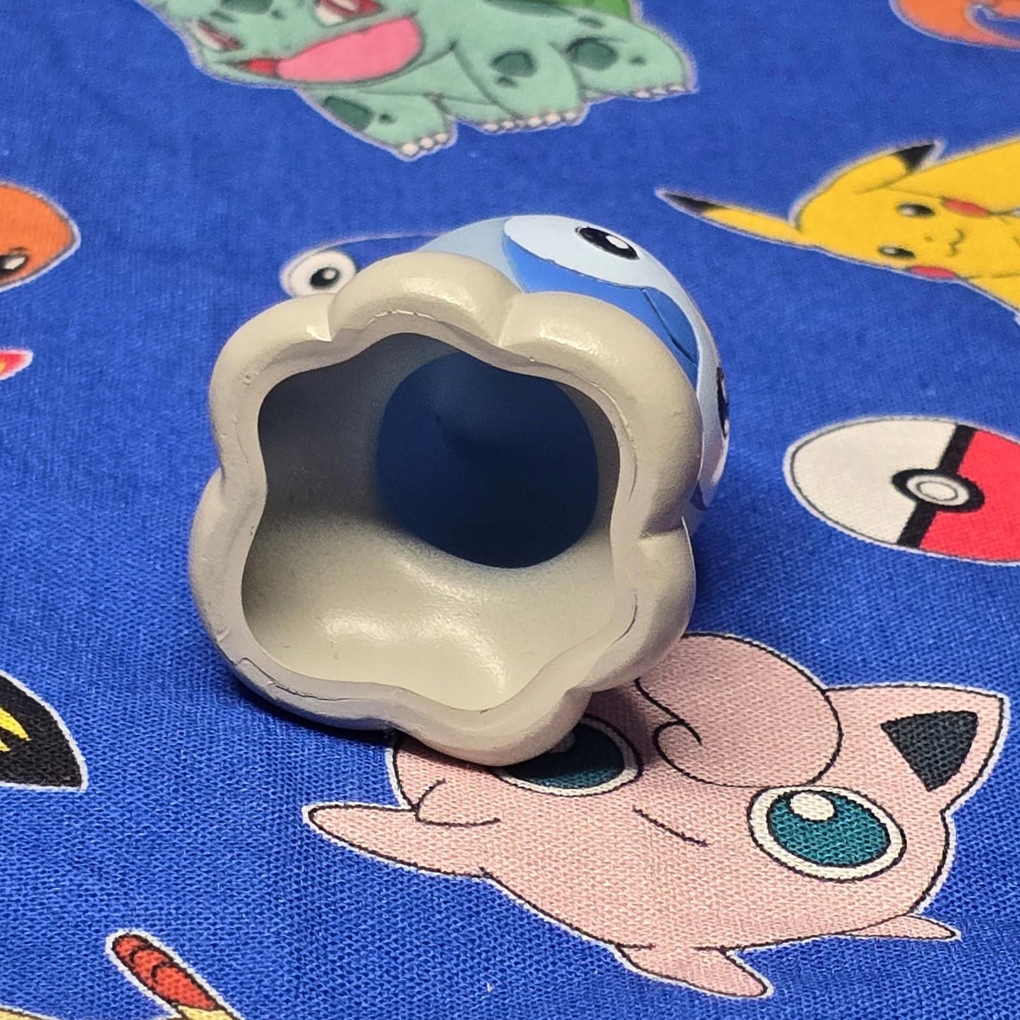 Pokemon Castform Rainy Form Figure Finger Puppet 2004 Nintendo Bandai Japan USA