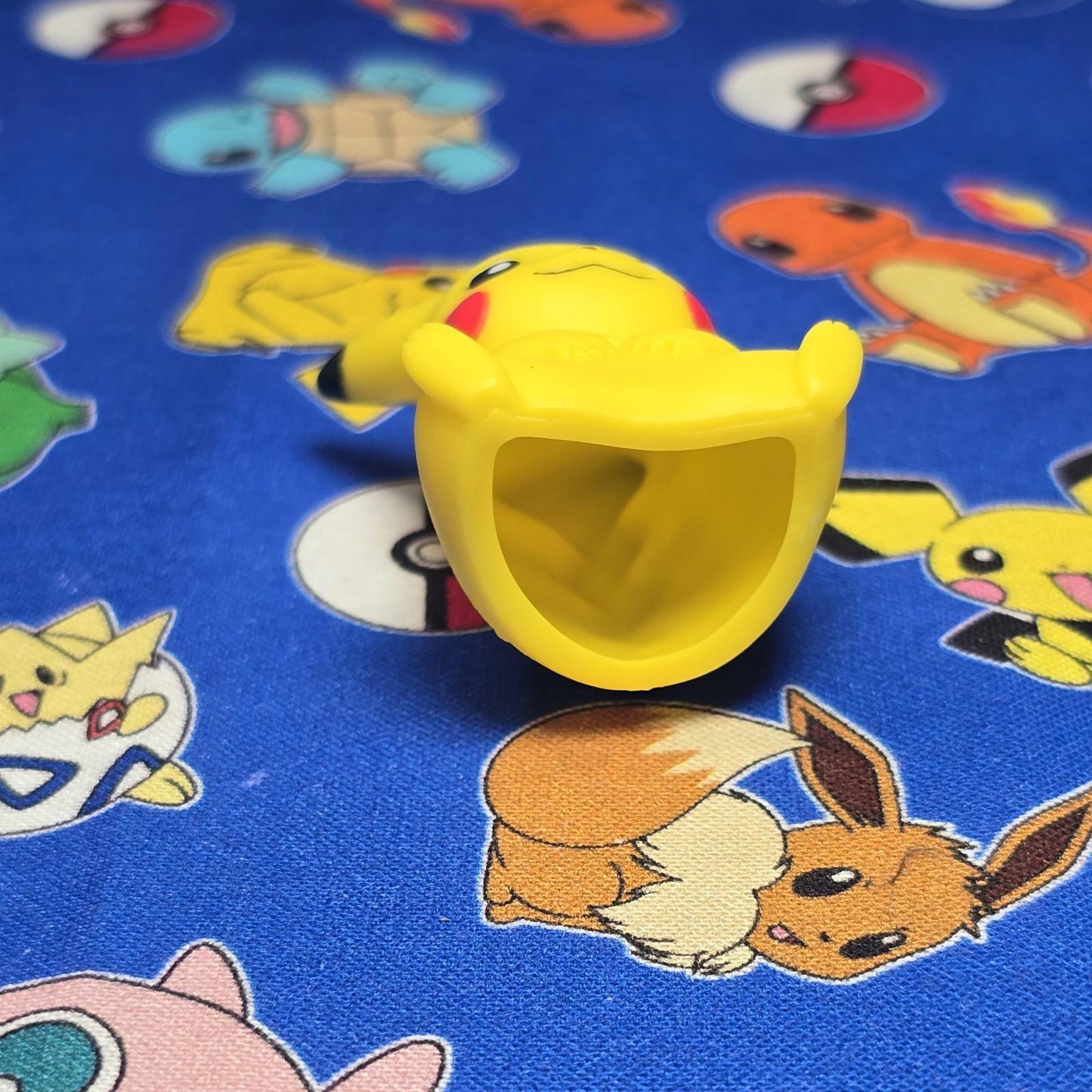 Pokemon Pikachu Figure Finger Puppet 2013 Nintendo Bandai Japan PVC USA Seller 2