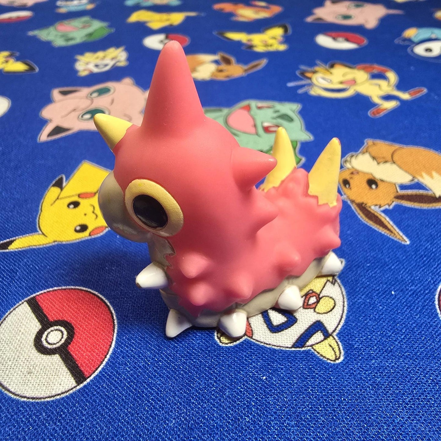 Pokemon Wurmple Figure Finger Puppet 2003 Nintendo Bandai PVC Vintage Japan USA