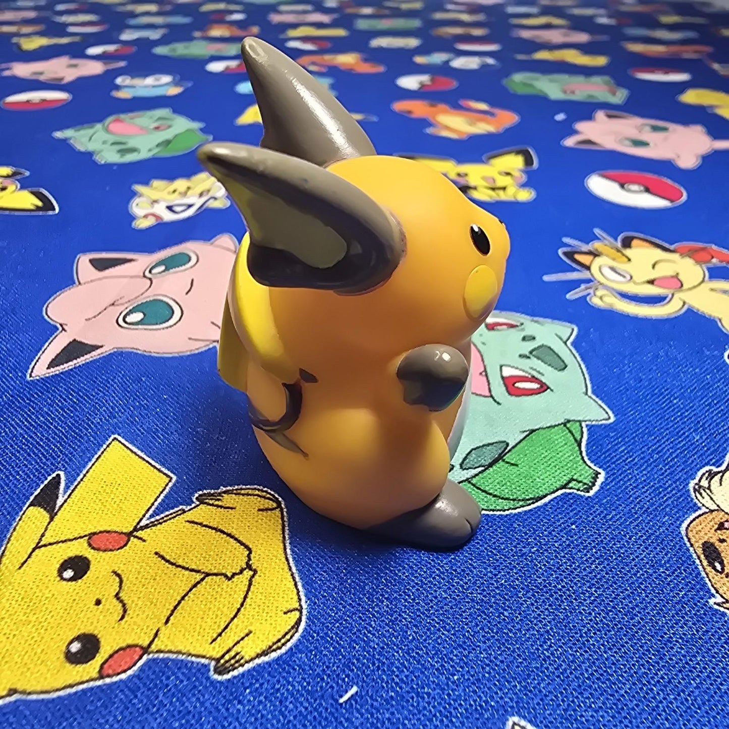 Pokemon Raichu Figure Finger Puppet 2006 Nintendo Bandai PVC Japan US Seller