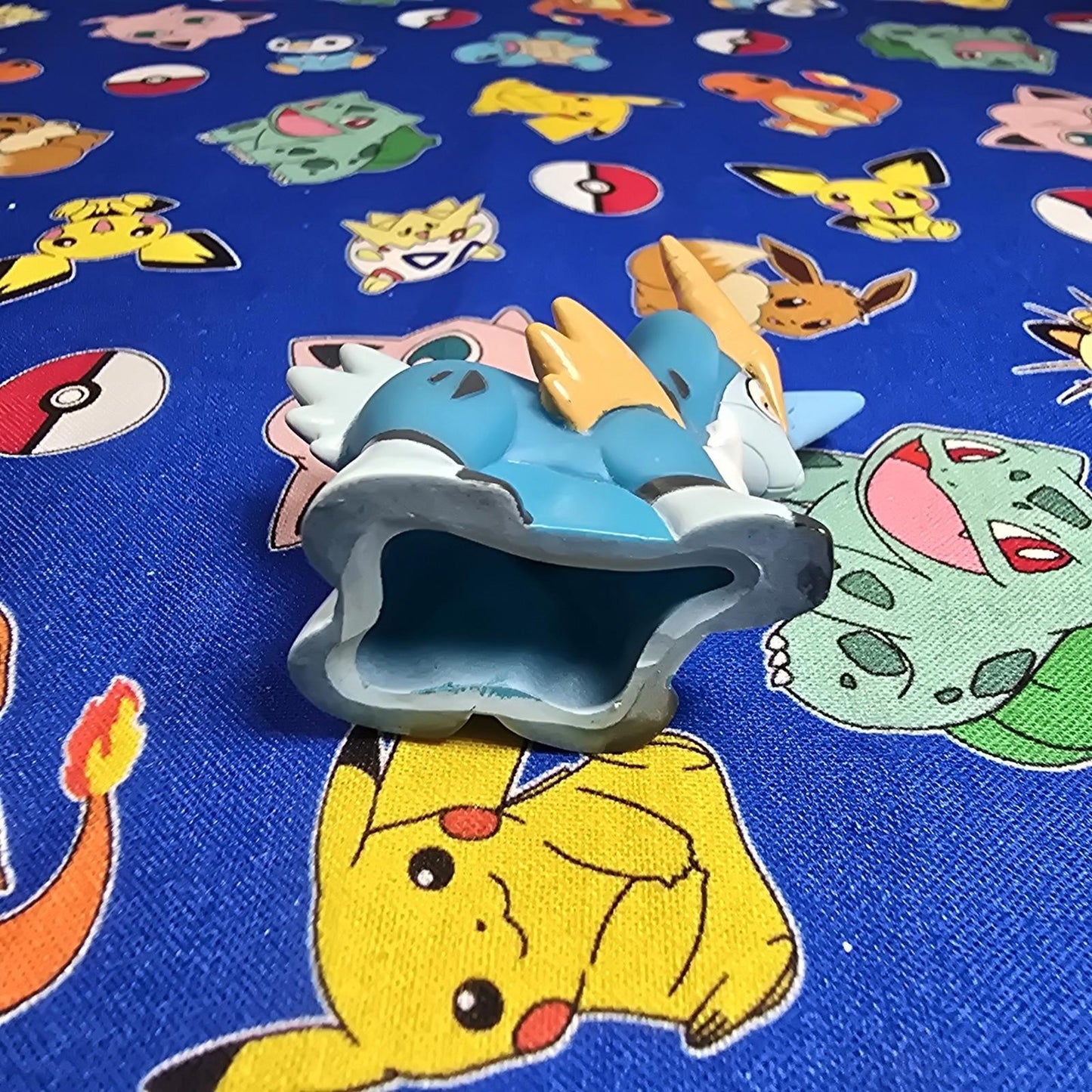 Pokemon Cobalion Figure Finger Puppet 2012 Nintendo Bandai Japan Toy USA Seller