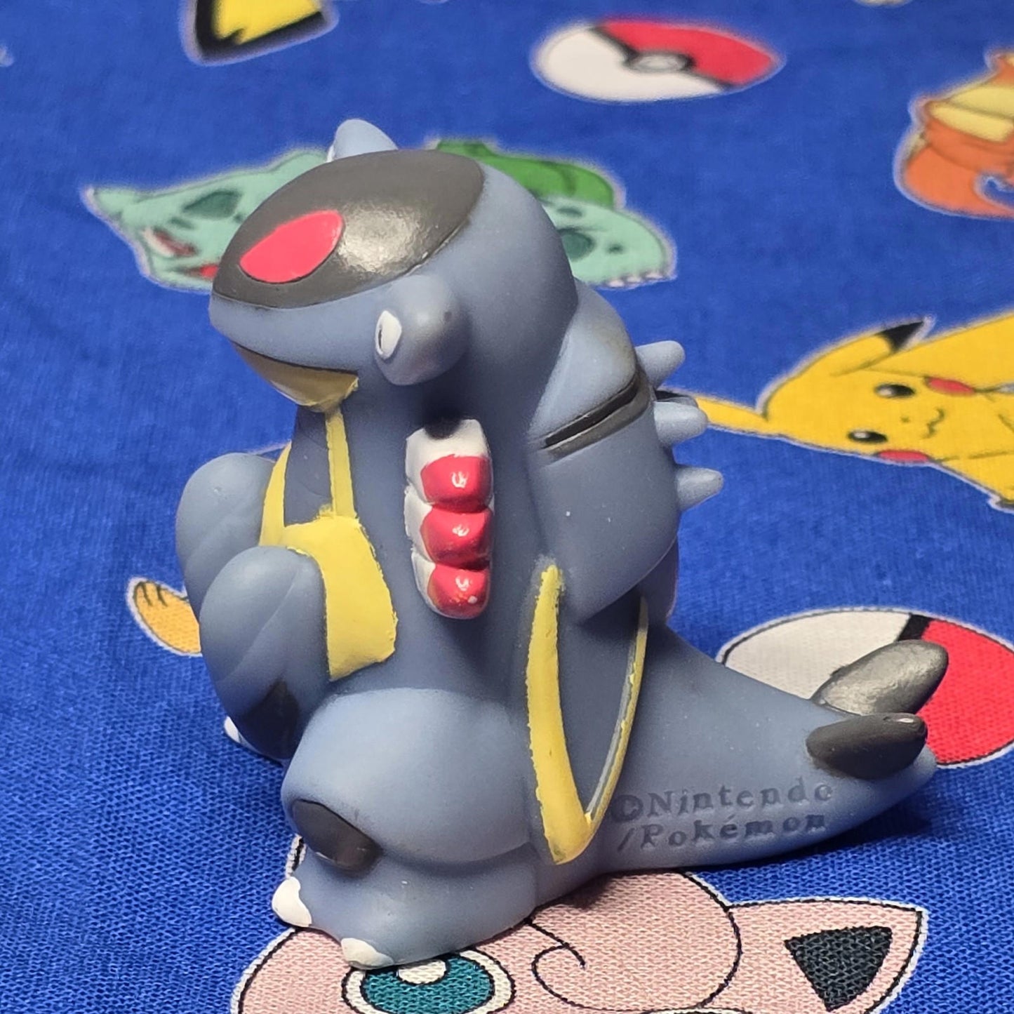 Pokemon Armaldo Figure Finger Puppet 2005 Nintendo Bandai PVC Japan USA Seller