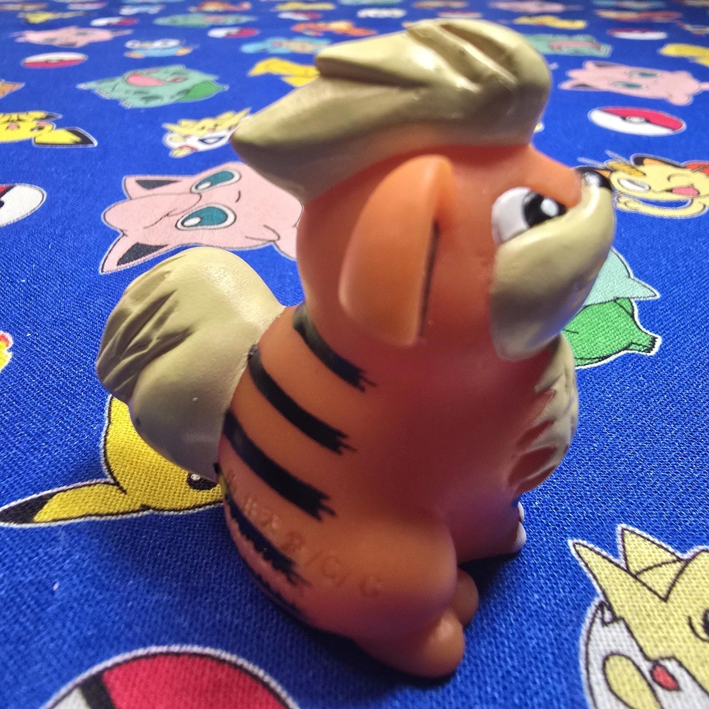 Pokemon Growlithe Dark Figure Finger Puppet 1996 Nintendo Bandai PVC Vintage USA