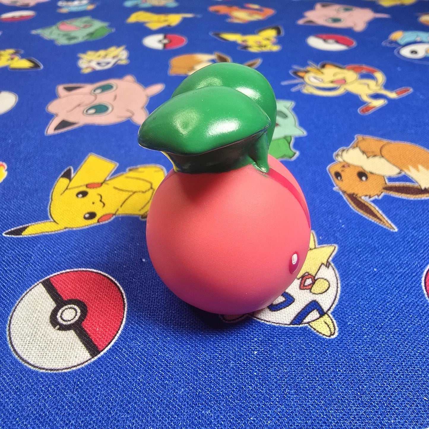 Pokemon Cherubi Figure Finger Puppet 2006 Nintendo Bandai PVC Vintage Japan USA