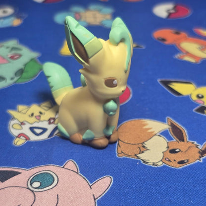 Pokemon Leafeon Figure Finger Puppet 2024 Nintendo Bandai PVC Japan Vintage USA