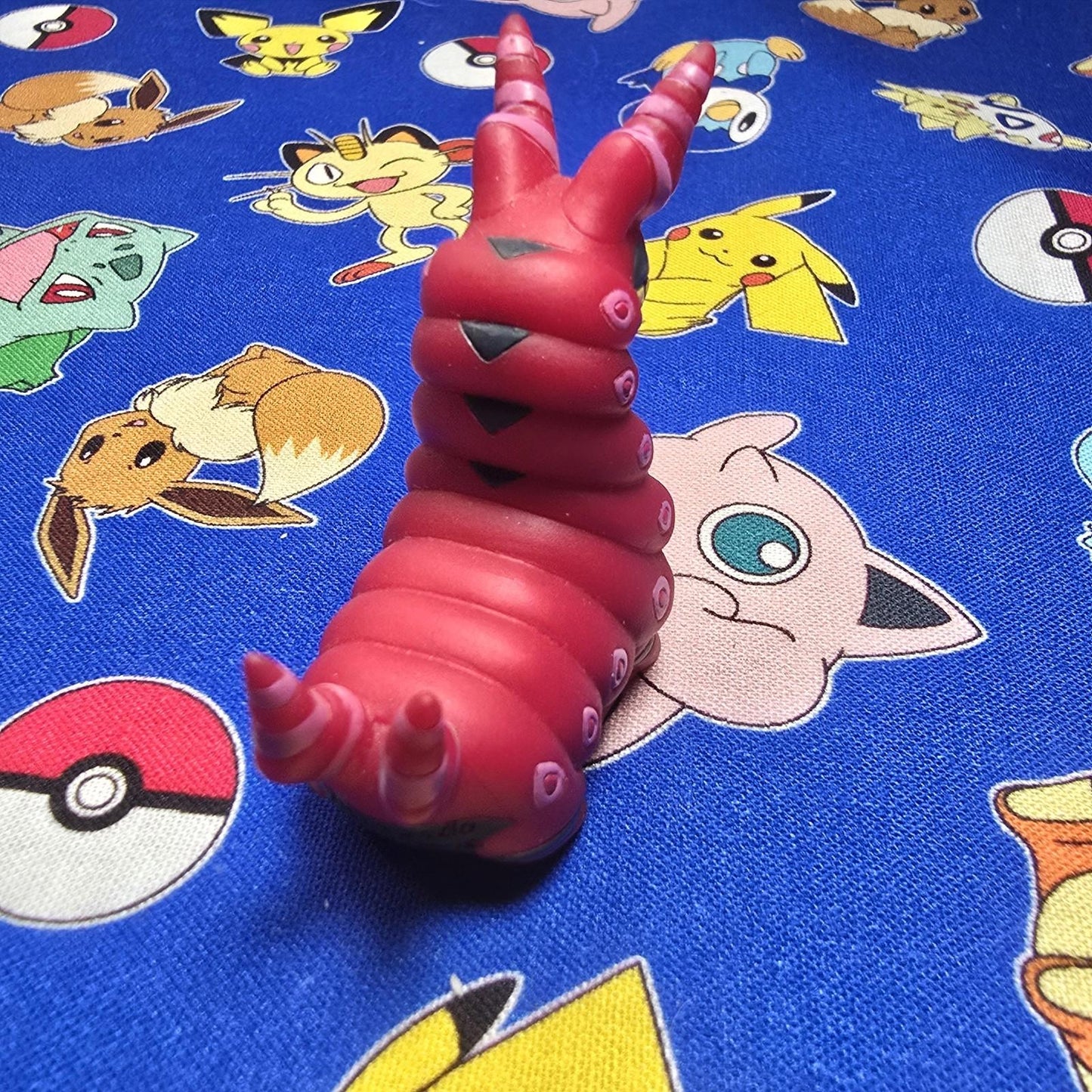 Pokemon Scolipede Figure Finger Puppet 2010 Nintendo Bandai PVC Japan US Seller