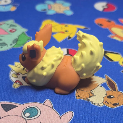 Pokemon Flareon Figure Finger Puppet 2024 Nintendo Bandai PVC Japan USA Toy