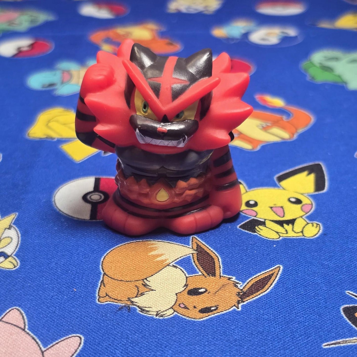 Pokemon Incineroar Figure Finger Puppet B 2020 Nintendo Bandai PVC Japan USA Toy