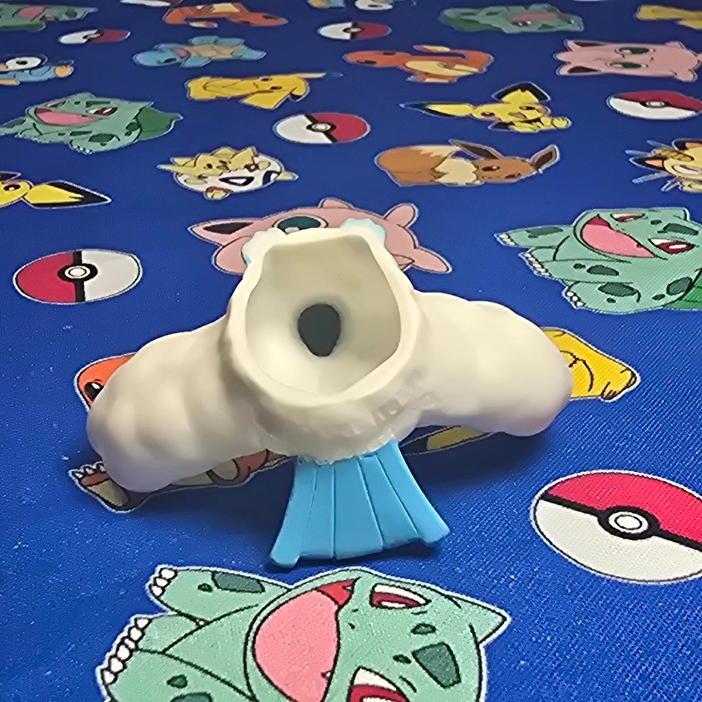 Pokemon Altaria Figure Finger Puppet 2010 Nintendo Bandai PVC Japan USA Seller