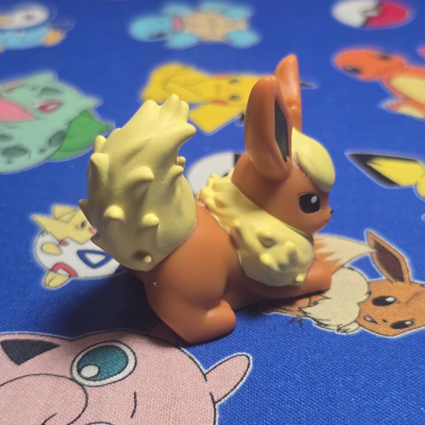 Pokemon Flareon Figure Finger Puppet 2022 Nintendo Bandai PVC Japan USA Toy