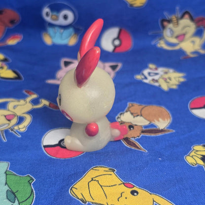 Pokemon Plusle Glow in Dark Figure Finger Puppet 2003 Nintendo Bandai Japan USA