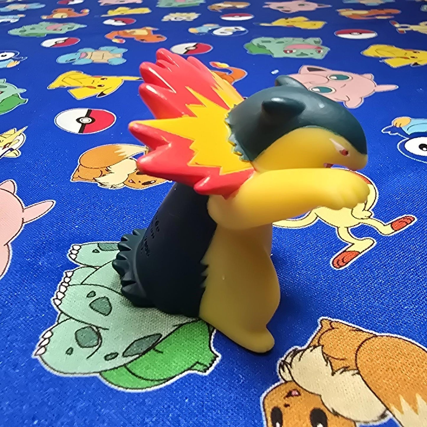 Pokemon Typhlosion Figure Finger Puppet 2006 Nintendo Bandai PVC Japan US Seller