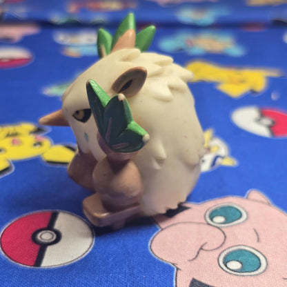 Pokemon Shiftry Figure Finger Puppet 2004 Nintendo Bandai PVC Vintage Japan USA