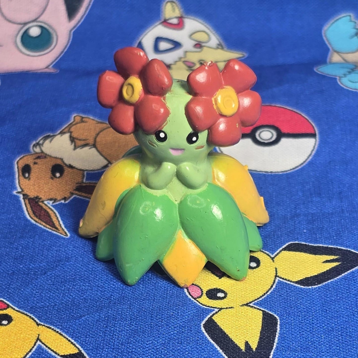 Pokemon Bellossom Takara Tomy Furuta Keychain Figure Moncolle Japan No Chain
