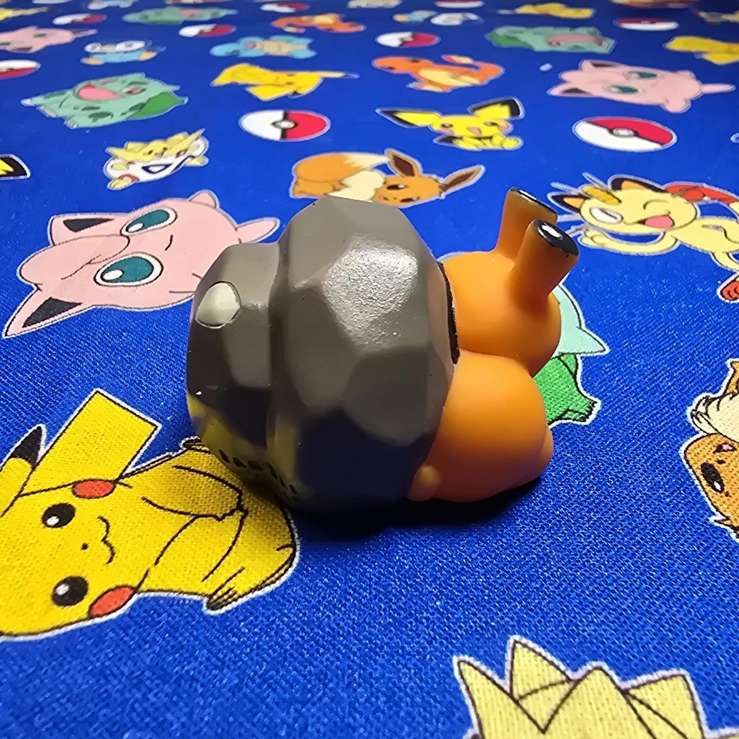 Pokemon Dwebble Figure Finger Puppet 2010 Nintendo Bandai PVC Japan US Seller