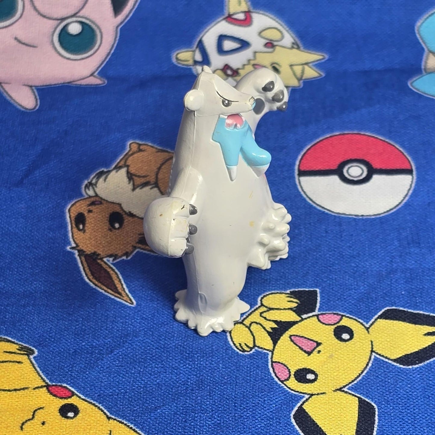 Pokemon Beartic Tomy Authentic Figure Moncolle Japan Monster Collection Takara