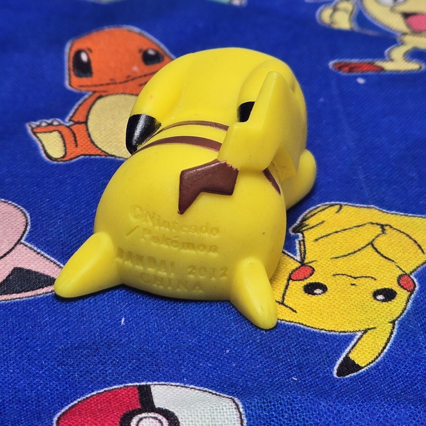 Pokemon Pikachu Sleep Figure Finger Puppet 2012 Nintendo Bandai Japan USA Seller