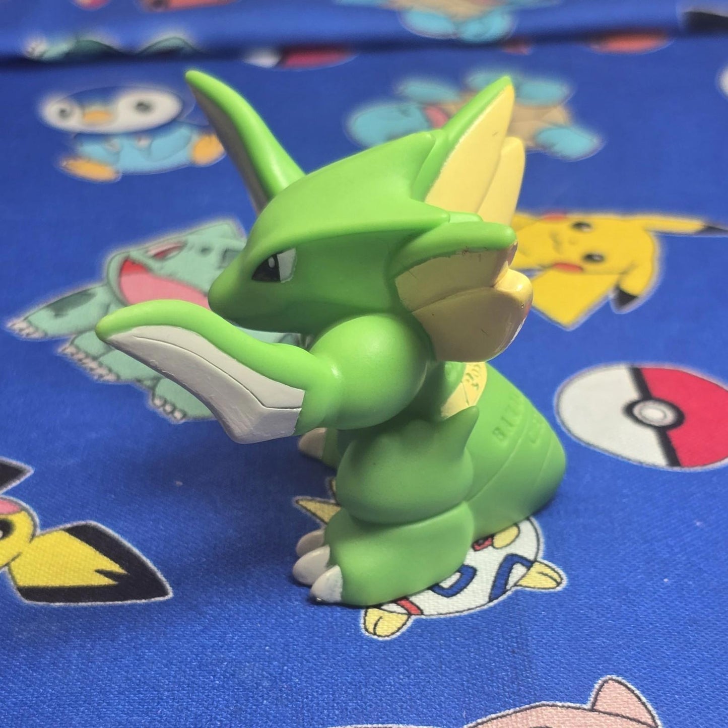 Pokemon Scyther Figure Finger Puppets 2009 Nintendo Bandai PVC Japan USA Seller