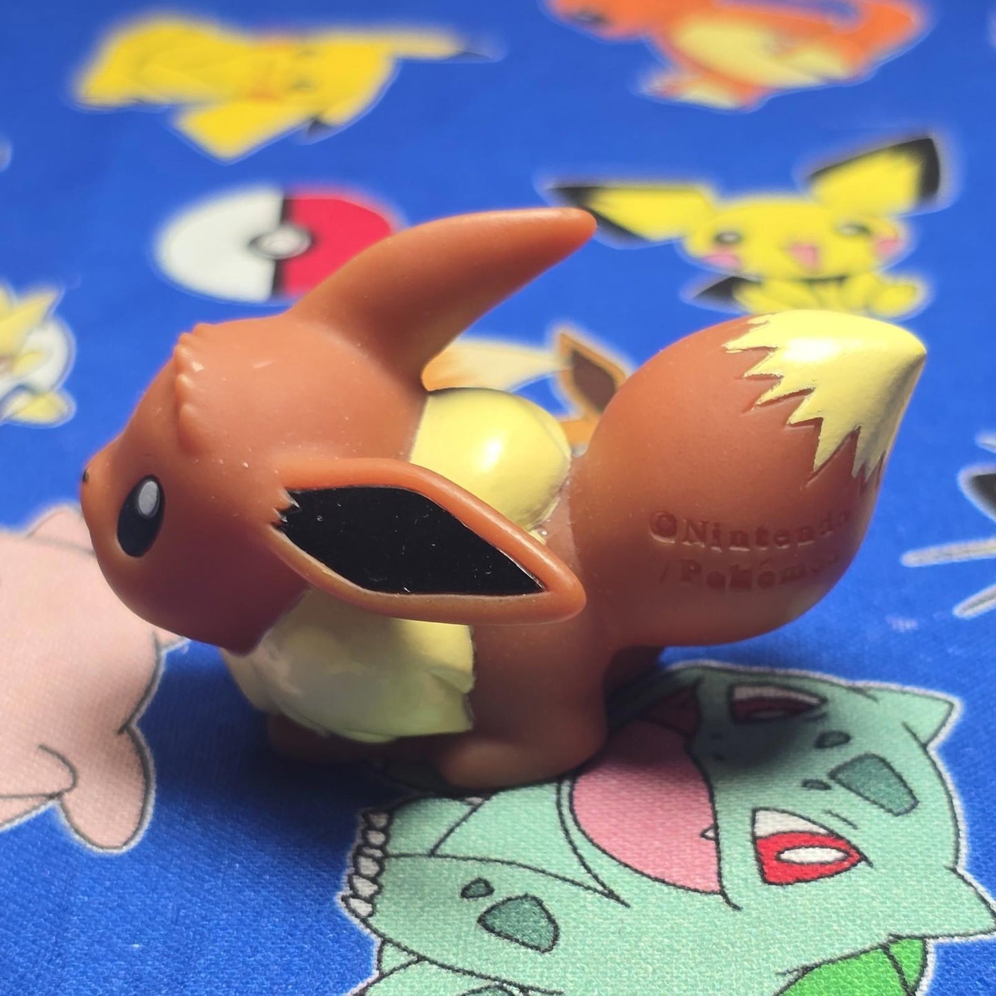 Pokemon Eevee Figure Finger Puppet 2013 Nintendo Bandai PVC Japan USA Seller
