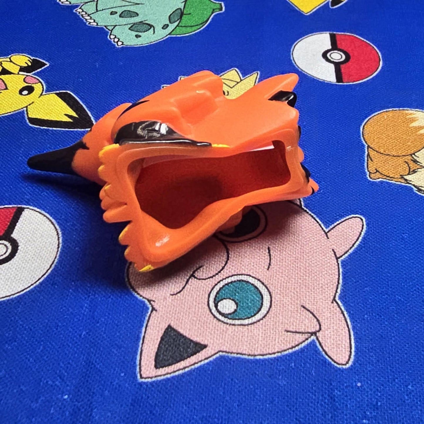 Pokemon Zapdos Galarian Figure Finger Puppet 2021 Nintendo Bandai PVC Japan USA