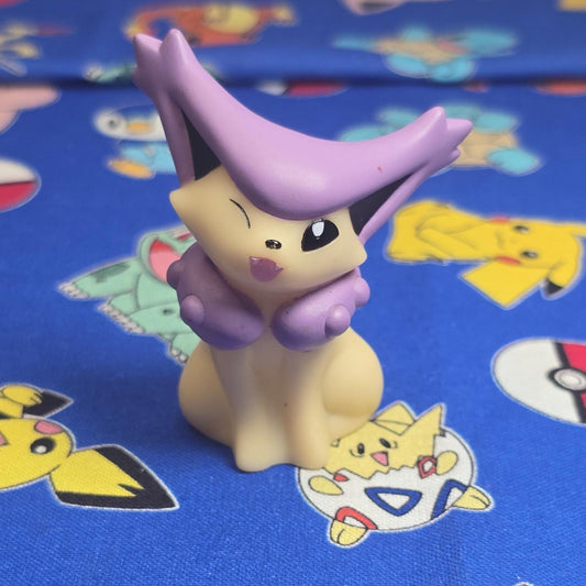 Pokemon Delcatty Figure Finger Puppet 2006 Nintendo PVC Japan Bandai USA Seller