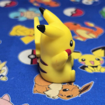 Pokemon Pikachu Figure Finger Puppet 2013 Nintendo Bandai Japan PVC USA Seller