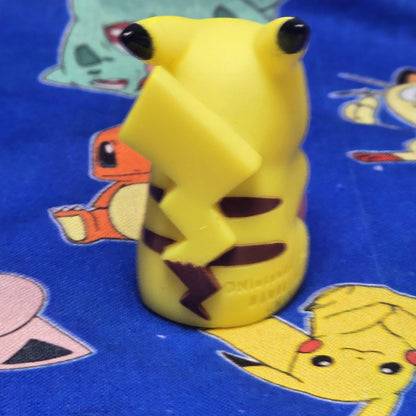 Pokemon Pikachu Beach Ball Figure Finger Puppet 2012 Nintendo Bandai Japan USA
