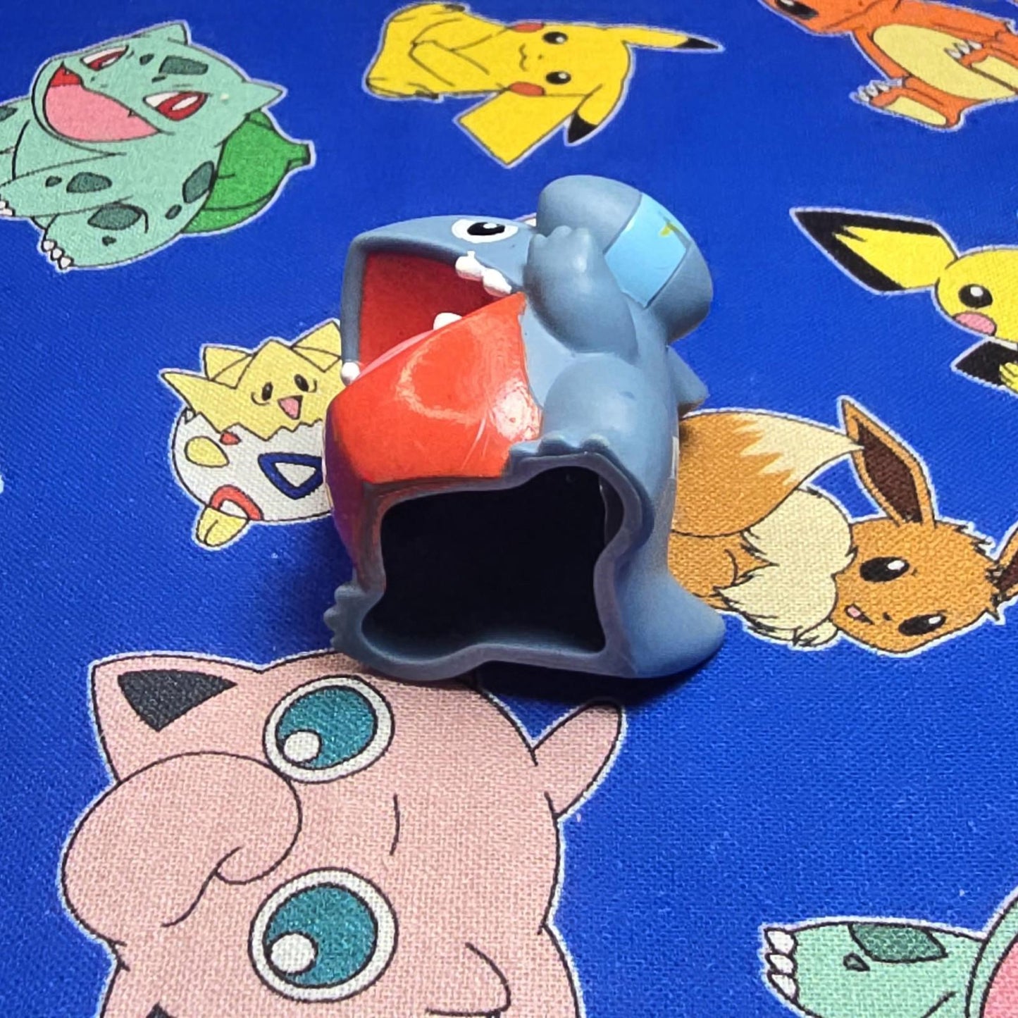 Pokemon Gible Figure Finger Puppets 2010 Nintendo Bandai Japan USA Seller
