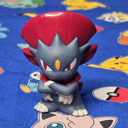 Pokemon Weavile Figure Finger Puppet 2006 Nintendo Bandai PVC Japan USA Seller