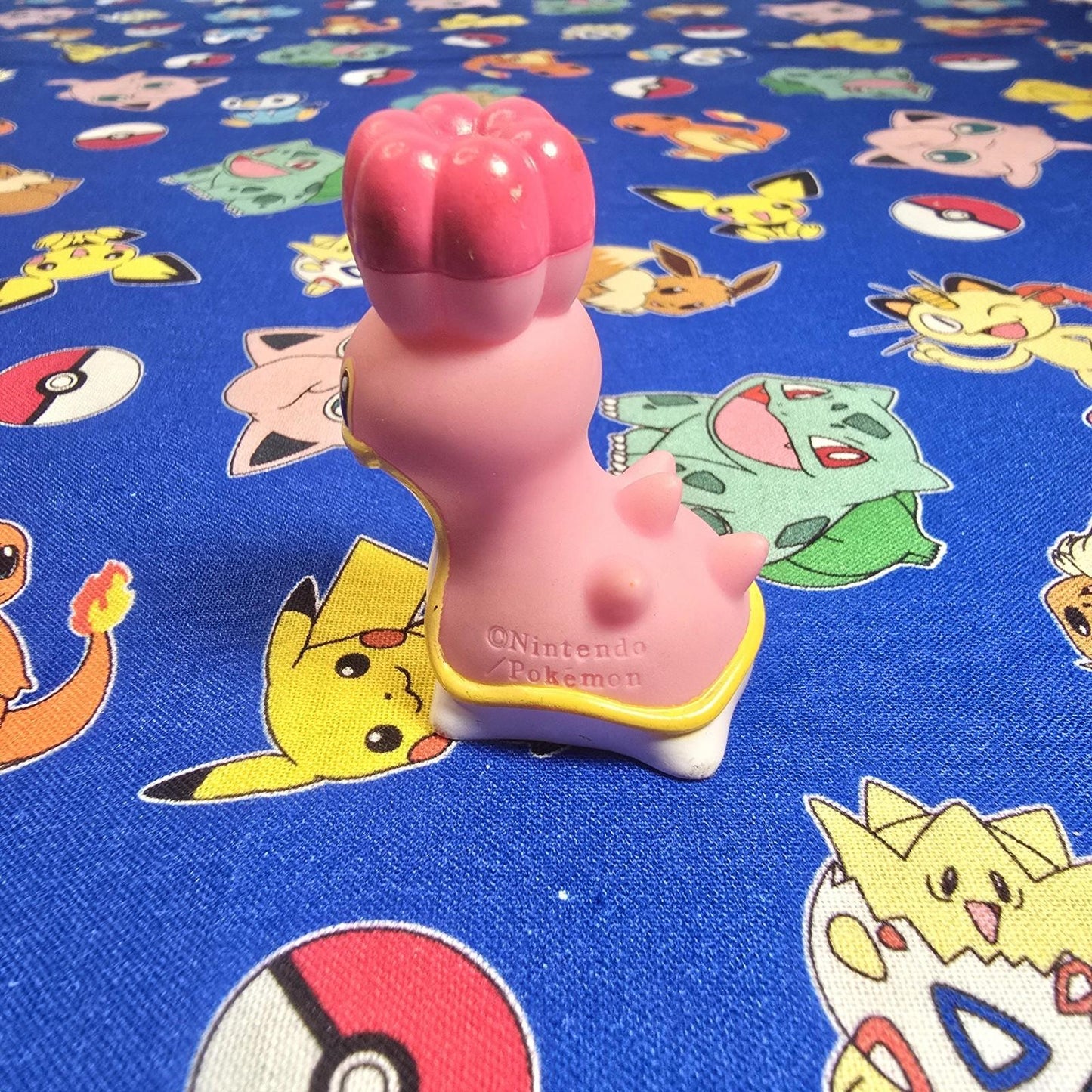 Pokemon Shellos West Figure Finger Puppet 2006 Nintendo Bandai Vintage Japan USA