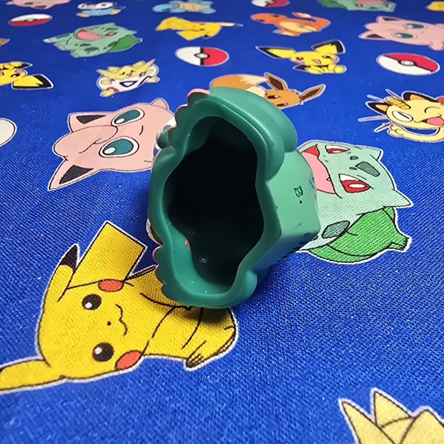 Pokemon Dracovish Figure Finger Puppet 2021 Nintendo PVC Bandai Japan US Seller