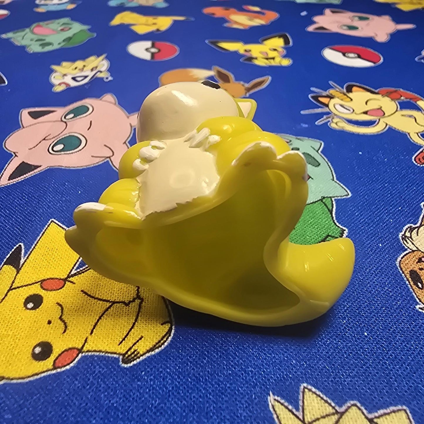Pokemon Sandshrew Dark Figure Finger Puppet 1996 Nintendo PVC Bandai Vintage USA
